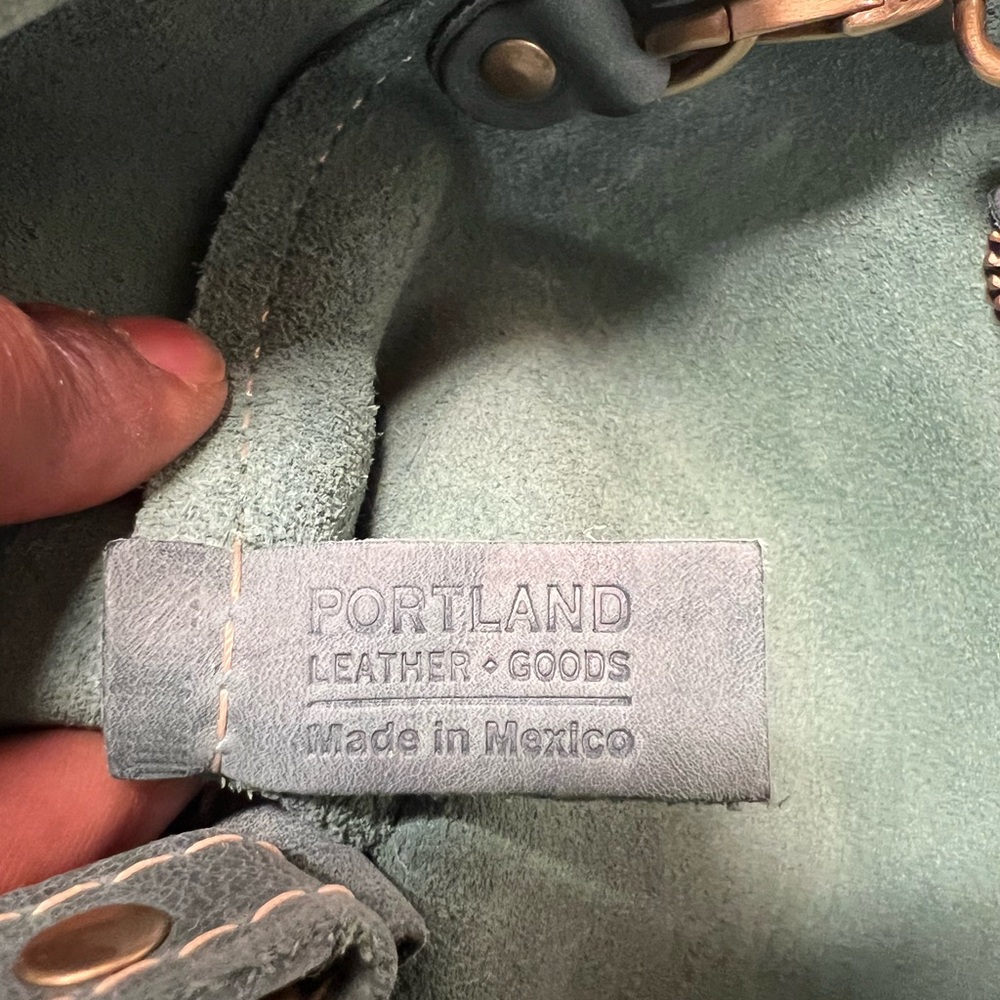 Portland Leather Goods Small Zipper Crossbody Tote - Picture 6 of 9